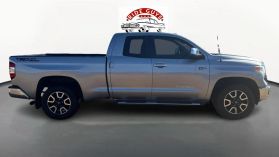 2017 TOYOTA TUNDRA DOUBLE CAB PICKUP V8, FLEX FUEL, 5.7 LITER LIMITED PICKUP 4D 6 1/2 FT
