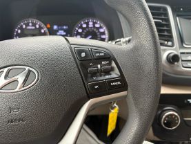 2017 HYUNDAI TUCSON SUV 4-CYL, 2.0 LITER SE SPORT UTILITY 4D