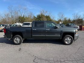 2018 CHEVROLET SILVERADO 2500 HD CREW CAB PICKUP V8, FLEX FUEL, 6.0 LITER WORK TRUCK PICKUP 4D 6 1/2 FT