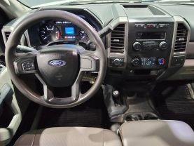 2017 Ford F250 Super Duty Crew Cab - - Image 10