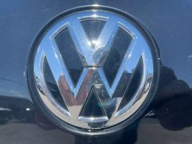 2016 Volkswagen Passat - Image 17