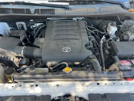 2017 TOYOTA TUNDRA CREWMAX