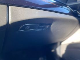2015 Audi A8 - Image 11