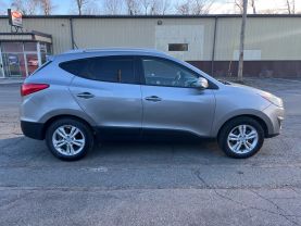 2012 HYUNDAI TUCSON SUV 4-CYL, PZEV, 2.4 LITER GLS SPORT UTILITY 4D