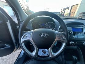 2012 HYUNDAI TUCSON SUV 4-CYL, PZEV, 2.4 LITER GLS SPORT UTILITY 4D