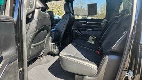 2025 Ram 1500 Crew Cab - Image 9