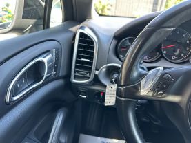 2012 PORSCHE CAYENNE SUV V6, 3.6 LITER SPORT UTILITY 4D