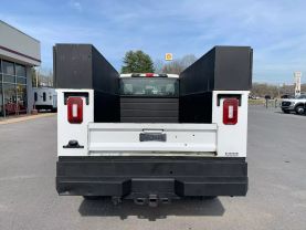 2019 FORD F350 SUPER DUTY CREW CAB 8FT KNAPHEIDE SERVICE BED TRUCK SERVICE/UTILITY TRUCKS V8, FLEX FUEL, 6.2 LITER XL PICKUP 4D 8 FT - Eddies Auto Sales