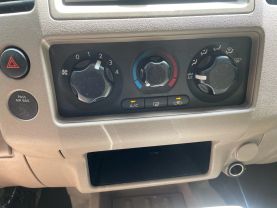 2008 NISSAN FRONTIER CREW CAB PICKUP V6, 4.0 LITER SE PICKUP 4D 5 FT