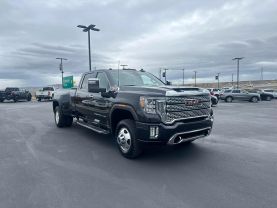 2020 GMC SIERRA 3500 HD CREW CAB PICKUP V8, TURBO DIESEL, 6.6 LITER DENALI PICKUP 4D 8 FT - The Auto Lot