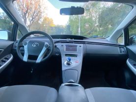 2013 TOYOTA PRIUS THREE HATCHBACK 4D