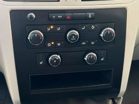 2012 VOLKSWAGEN ROUTAN PASSENGER - AUTOMATIC - Dart Auto Group