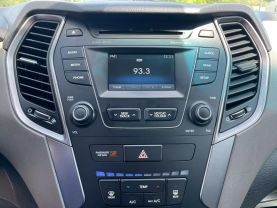 2014 Hyundai Santa Fe - Image 26