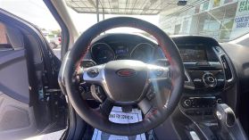 2012 Ford Focus Titanium Hatchback 4d - Image 10