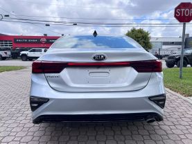 2019 KIA FORTE