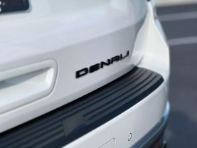 2021 GMC YUKON SUV V8, ECOTEC3, 6.2 LITER DENALI SPORT UTILITY 4D - The Auto Lot