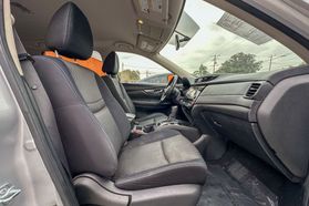 2017 NISSAN ROGUE SUV - AUTOMATIC - Gentle Carmen Auto