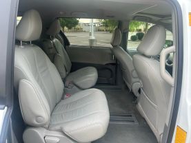 2013 TOYOTA SIENNA VAN V6, 3.5 LITER XLE MINIVAN 4D