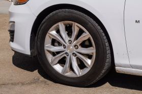 2020 Chevrolet Malibu - Image 58