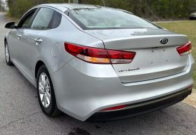 2016 Kia Optima - Image 5