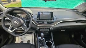 2024 Nissan Altima - Image 11