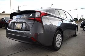 2020 TOYOTA PRIUS HATCHBACK 4-CYL, HYBRID, 1.8 LITER XLE HATCHBACK 4D