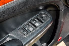 2014 Chrysler 300 - Image 43