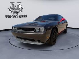 2013 DODGE CHALLENGER COUPE V6, 3.6 LITER SXT COUPE 2D