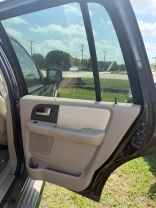 2003 Ford Expedition - Image 12