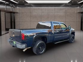 2007 CHEVROLET SILVERADO 2500 HD CREW CAB PICKUP V8, 6.0 LITER LT PICKUP 4D 6 1/2 FT