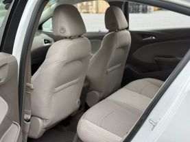 2017 CHEVROLET CRUZE SEDAN 4-CYL, TURBO, 1.4 LITER LT SEDAN 4D