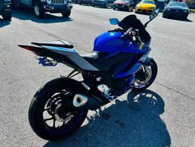 2021 YAMAHA YZF-R3 SPORTBIKES - -