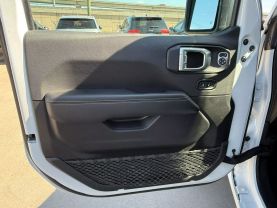 2023 JEEP GLADIATOR PICKUP V6, VVT, 3.6 LITER OVERLAND PICKUP 4D 5 FT