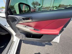 2018 LEXUS IS