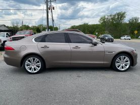 2017 Jaguar Xf - Image 13