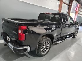 2020 Chevrolet Silverado 1500 Crew Cab - - Image 3
