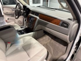 2007 CHEVROLET TAHOE SUV V8, FFV, 5.3 LITER LT SPORT UTILITY 4D