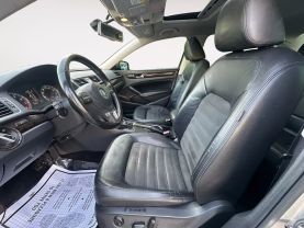 2014 Volkswagen Passat 1.8t Sel Premium Sedan 4d - Image 9
