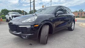 2017 PORSCHE CAYENNE