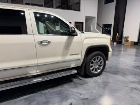 2014 GMC SIERRA 1500 CREW CAB PICKUP V8 ECOTEC3 FF 6.2L DENALI PICKUP 4D 5 3/4 FT