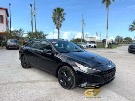 2022 Hyundai Elantra - Image 7