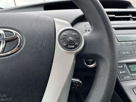2010 TOYOTA PRIUS HATCHBACK 4-CYL, HYBRID, 1.8 LITER III HATCHBACK 4D