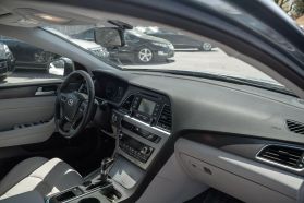 2015 HYUNDAI SONATA SEDAN 4-CYL, PZEV, 2.4 LITER SPORT SEDAN 4D