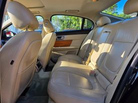2010 JAGUAR XF SEDAN V8, 4.2 LITER XF SEDAN 4D