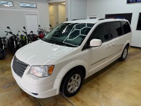 2010 CHRYSLER TOWN & COUNTRY