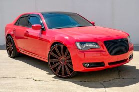 2014 Chrysler 300 - Image 7