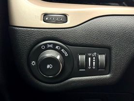 2017 JEEP CHEROKEE SUV 4-CYL, 2.4 LITER LATITUDE SPORT UTILITY 4D