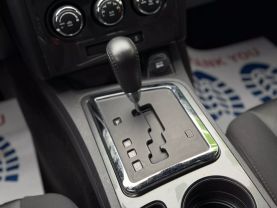 2013 DODGE CHALLENGER COUPE V6, 3.6 LITER SXT COUPE 2D