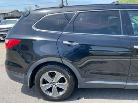 2014 Hyundai Santa Fe - Image 11