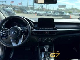 2021 Kia Forte - Image 13